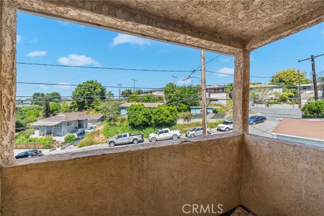 Detail Gallery Image 3 of 30 For 1116 Herbert Ave, Los Angeles,  CA 90063 - 3 Beds | 2 Baths