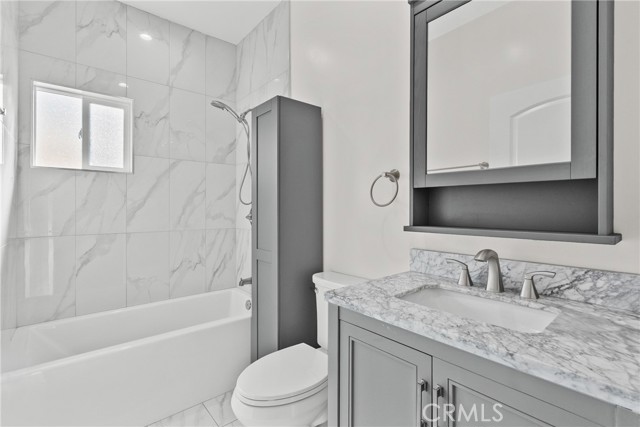 Detail Gallery Image 14 of 47 For 7239 Kraft, North Hollywood,  CA 91605 - 3 Beds | 2 Baths