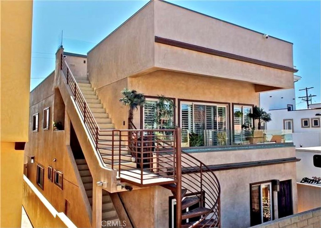 16716 Bay View Drive