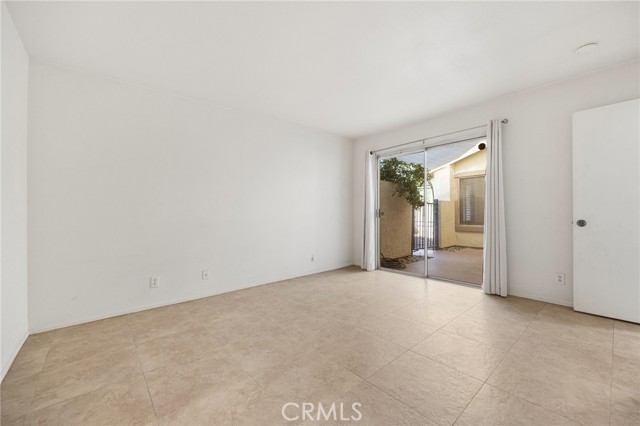 Image 21 of 43 For 43349 Martini Court B