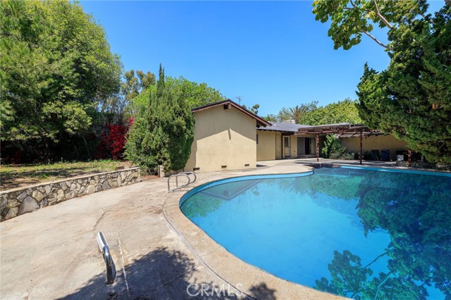25915 Chalmette Lane, Rolling Hills Estates, California 90274, 3 Bedrooms Bedrooms, ,2 BathroomsBathrooms,Residential,Sold,Chalmette,SB22081297