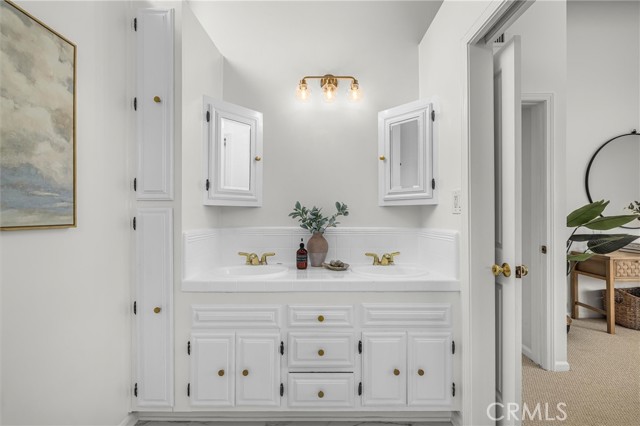628 29th Street, Manhattan Beach CA: https://media.crmls.org/medias/42a41204-151d-4bc7-a727-03721a9444f8.jpg