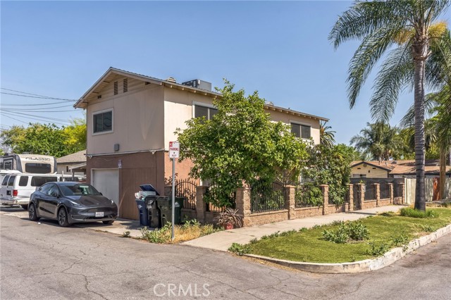 418 N Berlyn Avenue, Ontario CA: https://media.crmls.org/medias/42a5712e-b2a6-4242-9944-62584d2c330f.jpg