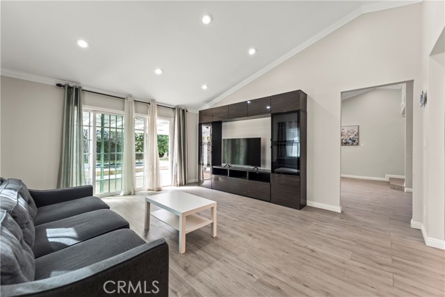 7007 Royer Avenue, West Hills CA: https://media.crmls.org/medias/42a597b1-120c-4dbc-a98b-504128cef12f.jpg