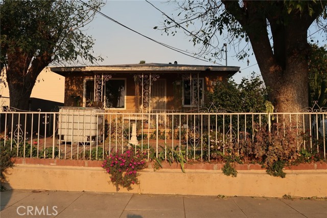 Detail Gallery Image 1 of 6 For 1123 Coronel St, San Fernando,  CA 91340 - – Beds | – Baths