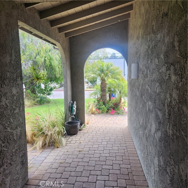 Detail Gallery Image 2 of 18 For 1023 8th St, Manhattan Beach,  CA 90266 - 3 Beds | 2 Baths