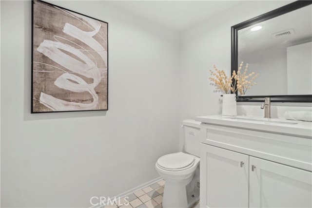 Detail Gallery Image 7 of 13 For 1536 Windsor, Fullerton,  CA 92831 - 3 Beds | 2/1 Baths