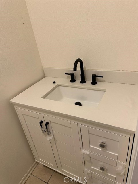 10475 Newhome Avenue, Sunland CA: https://media.crmls.org/medias/42a68fab-3022-4251-8193-3c2fb6bc7786.jpg