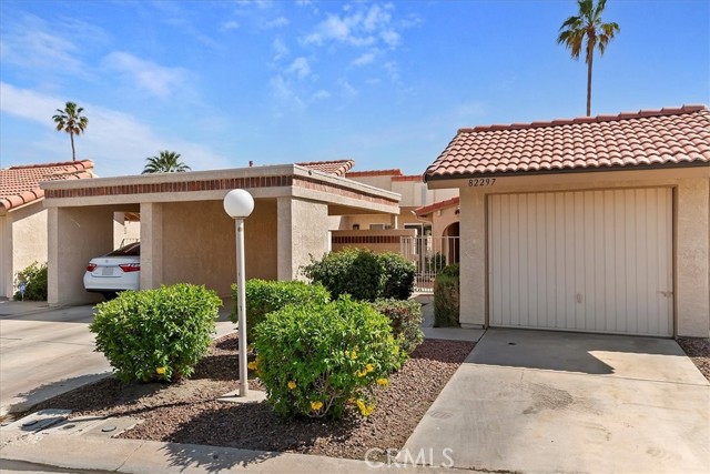 82297 Cochran Drive, Indio CA: https://media.crmls.org/medias/42a6d4a4-14fc-4ea0-9b28-7dd5cf0ba90b.jpg