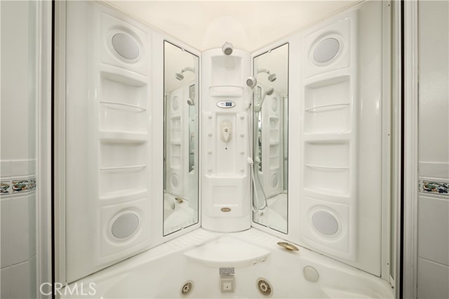 Detail Gallery Image 33 of 54 For 7301 Calle Sagrada, Bakersfield,  CA 93309 - 5 Beds | 4 Baths