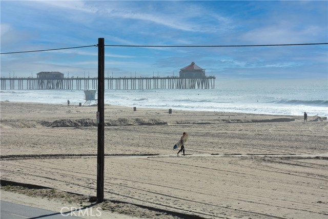 Detail Gallery Image 21 of 22 For 322 19th St #C,  Huntington Beach,  CA 92648 - 2 Beds | 1 Baths