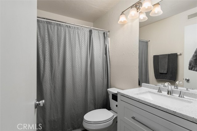 Detail Gallery Image 13 of 37 For 935 Bartlett, Chico,  CA 95928 - 4 Beds | 2 Baths
