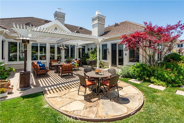 48 Santa Cruz, Rolling Hills Estates CA: https://media.crmls.org/medias/42a87642-553c-4103-8a7b-f4064f59f503.jpg