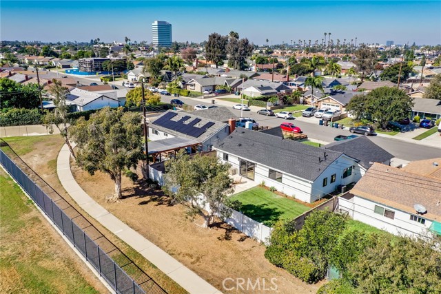 Detail Gallery Image 36 of 36 For 8342 Friesland Dr, Huntington Beach,  CA 92647 - 3 Beds | 2 Baths