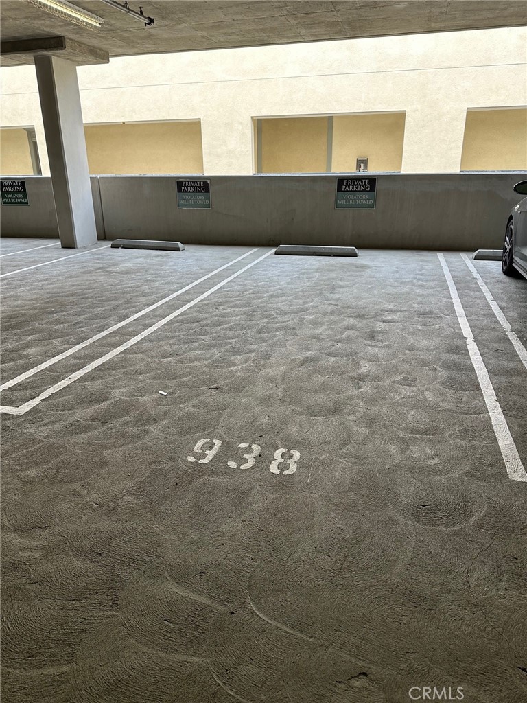 https://media.crmls.org/medias/42a8b657-d99a-401e-b9cf-4ff63ccae6f2.jpg?preset=X-Large