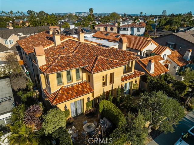 Detail Gallery Image 2 of 50 For 3222 Clay St, Newport Beach,  CA 92663 - 3 Beds | 2/1 Baths