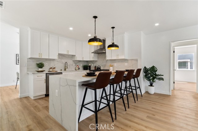 18257 Palora Street, Tarzana CA: https://media.crmls.org/medias/42aaa1a7-02bd-41ac-9e70-ce7f7aec3234.jpg