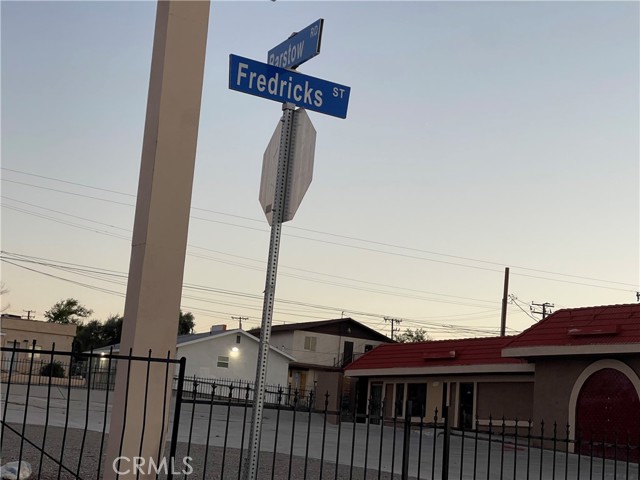 226 E Fredricks Street, Barstow, California 92311, ,Commercial Sale,For Sale,226 E Fredricks Street,CRSR23049077