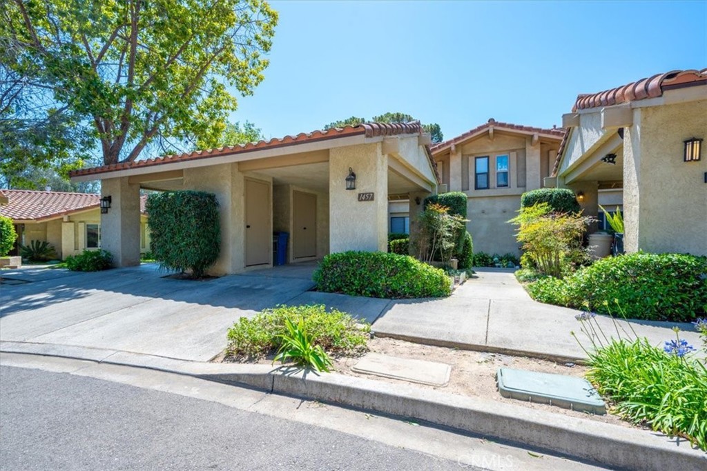 1457 Golf Course Lane