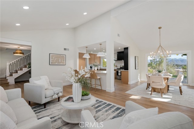 Detail Gallery Image 6 of 33 For 308 Calle Converse, Camarillo,  CA 93010 - 4 Beds | 3 Baths