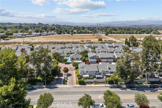 Detail Gallery Image 49 of 50 For 23121 Yvette Ln, Valencia,  CA 91355 - 3 Beds | 3 Baths