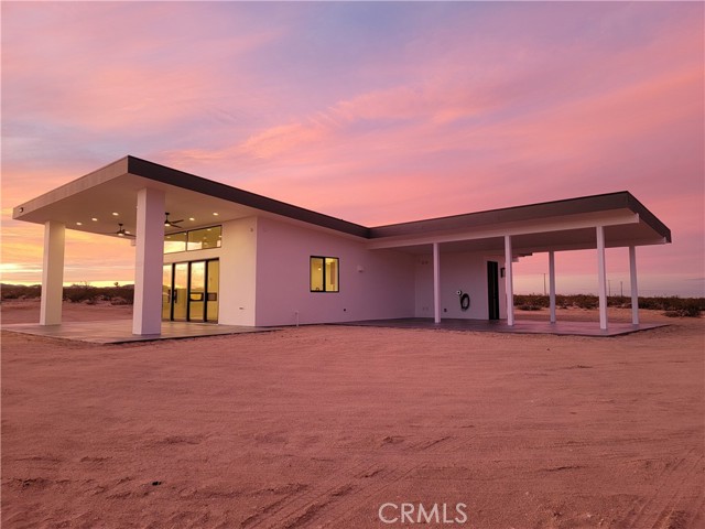 Detail Gallery Image 2 of 71 For 62126 Starlight St., Joshua Tree,  CA 92252 - 3 Beds | 3 Baths