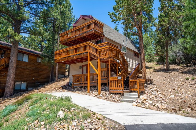 Detail Gallery Image 1 of 38 For 865 Bear Mountain, Big Bear City,  CA 92314 - 3 Beds | 1 Baths