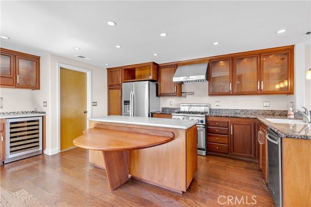 Detail Gallery Image 6 of 32 For 31262 Palma Dr, Laguna Niguel,  CA 92677 - 2 Beds | 2 Baths