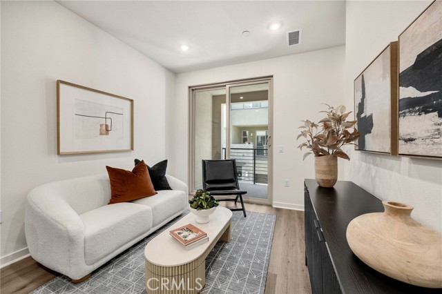 Detail Gallery Image 4 of 51 For 1954 Avenida Del Sol, Placentia,  CA 92870 - 1 Beds | 1/1 Baths