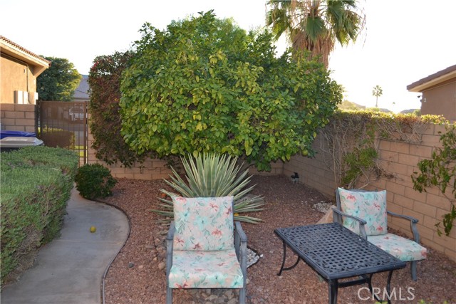 Detail Gallery Image 8 of 75 For 43247 Fiore St, Indio,  CA 92203 - 5 Beds | 2/1 Baths