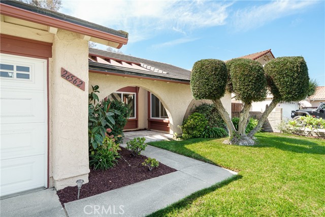 Detail Gallery Image 9 of 26 For 26562 via Noveno, Mission Viejo,  CA 92691 - 4 Beds | 2 Baths