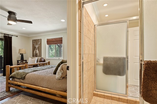 Detail Gallery Image 34 of 52 For 813 Brentwood, Lake Arrowhead,  CA 92352 - 4 Beds | 3/1 Baths
