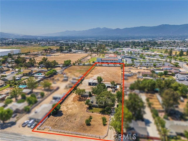 2878 2nd Street, Norco CA: https://media.crmls.org/medias/42aff2f2-edce-4724-84ad-0308eb7cec1b.jpg