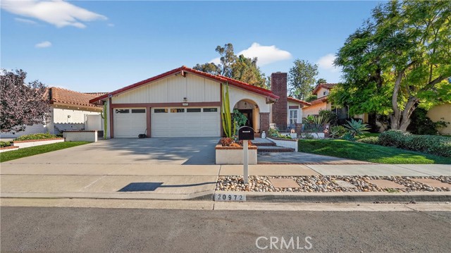 Detail Gallery Image 3 of 53 For 20972 Calle Celeste, Lake Forest,  CA 92630 - 4 Beds | 2 Baths