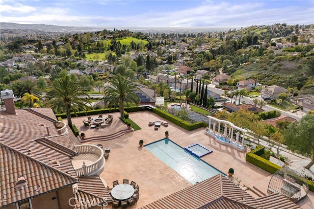 Detail Gallery Image 5 of 60 For 3991 Hollow Ridge Ct, Yorba Linda,  CA 92887 - 5 Beds | 4/1 Baths