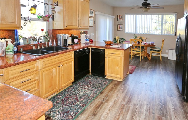 2097 Fox Lane, Big Bear City CA: https://media.crmls.org/medias/42b40d79-bdcd-4164-9e75-7f7b3e0cdeb4.jpg