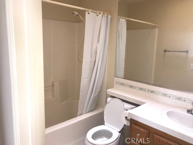 https://media.crmls.org/medias/42b446f9-0114-4633-9042-d6d5f2d94351.jpg?preset=X-Large