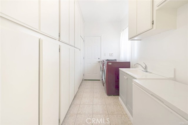 Detail Gallery Image 53 of 71 For 22329 Plummer St, Chatsworth,  CA 91311 - 4 Beds | 4/1 Baths