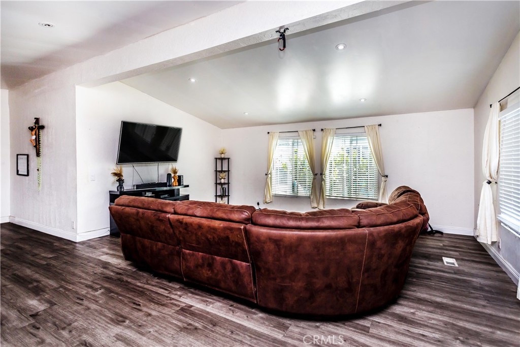 MLS #PW25158408 image #2