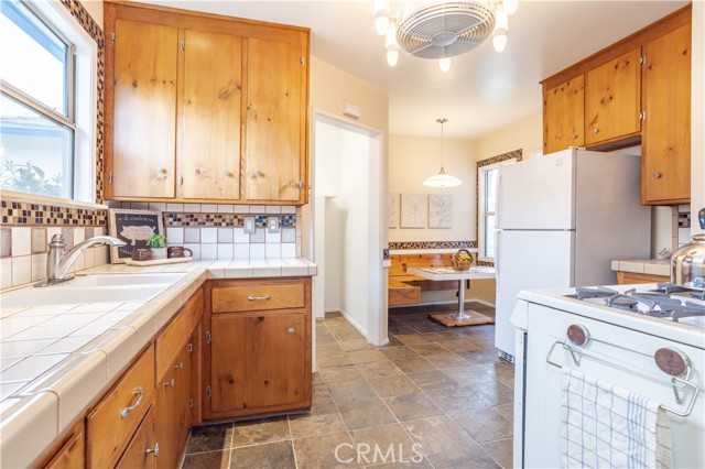Detail Gallery Image 24 of 43 For 9615 Dorrington Ave, Arleta,  CA 91331 - 3 Beds | 2 Baths