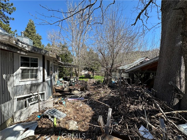 Detail Gallery Image 23 of 28 For 381 Maple Ln, Crestline,  CA 92325 - 1 Beds | 1 Baths