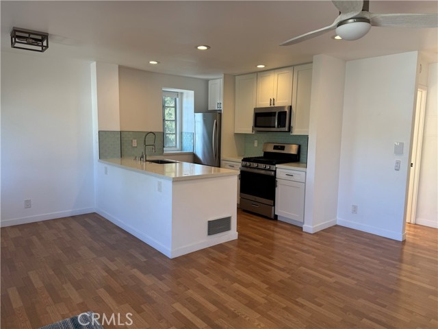 Front Image Thumbnail for CROC26044351