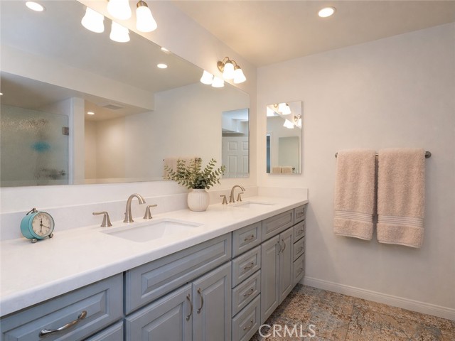 2201 Via Carrillo, Palos Verdes Estates, California 90274, 2 Bedrooms Bedrooms, ,2 BathroomsBathrooms,Residential,For Sale,Via Carrillo,SB26078806