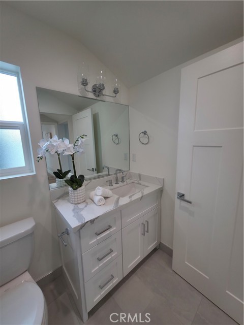 Image 13 of 41 For 1821 Westholmes Ave Avenue 1821