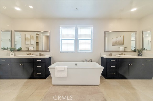 Detail Gallery Image 26 of 39 For 113 Measure, Irvine,  CA 92618 - 4 Beds | 4/1 Baths