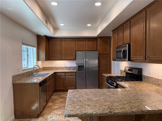 7532 Dashi Place, Canoga Park CA: https://media.crmls.org/medias/42ba4fb1-720d-41fb-87ad-e86fae83e78f.jpg