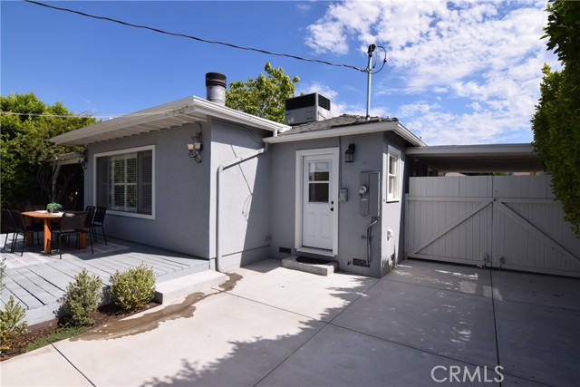 3 Bed Home for Sale in Encino, California