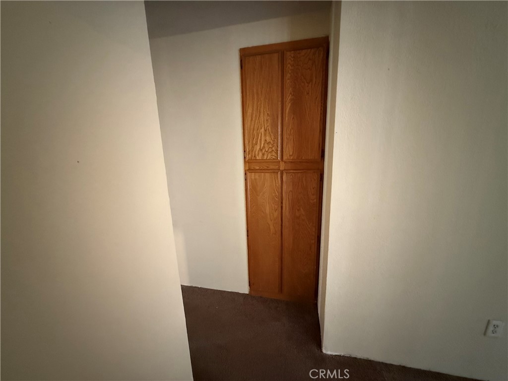 https://media.crmls.org/medias/42bbbeb3-80d1-47b6-b585-49b62f094979.jpg?preset=X-Large
