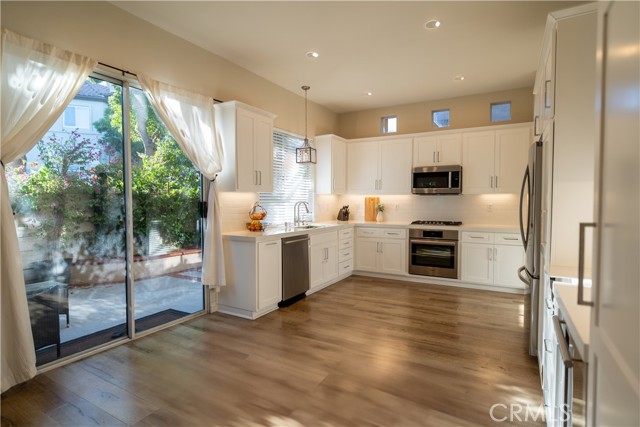 Detail Gallery Image 7 of 31 For 4 Palatine, Aliso Viejo,  CA 92656 - 3 Beds | 2/1 Baths