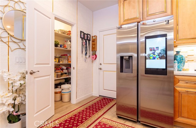 Detail Gallery Image 7 of 32 For 16425 Arrow, Fontana,  CA 92335 - 3 Beds | 2/1 Baths